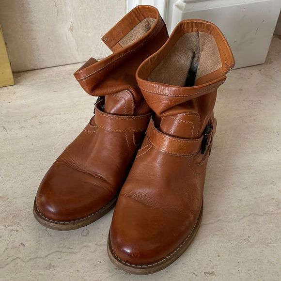 Lavorazione Artigianale Shoes - Vintage Lavorazione Artigianale Italian Leather Ankle Booties